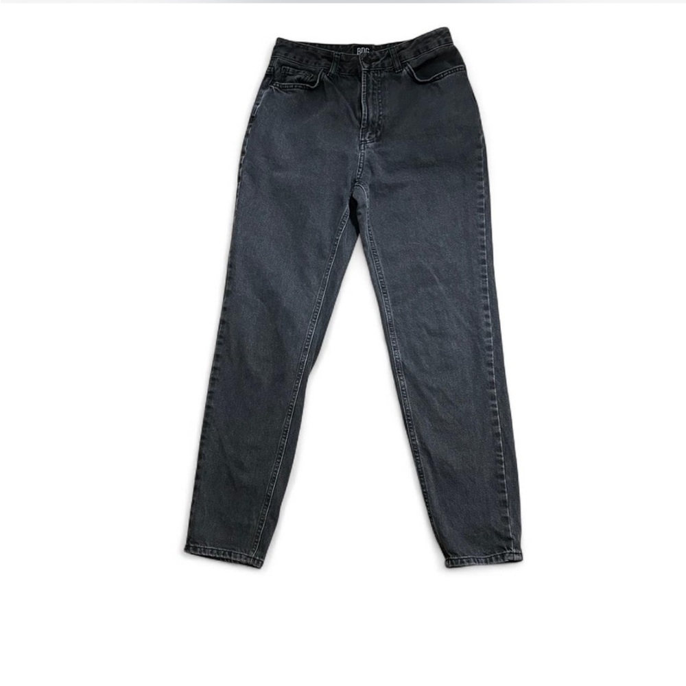 Urban Outfitters BDG Women's Black High-Waisted Mom Straight Leg Tapered Jeans